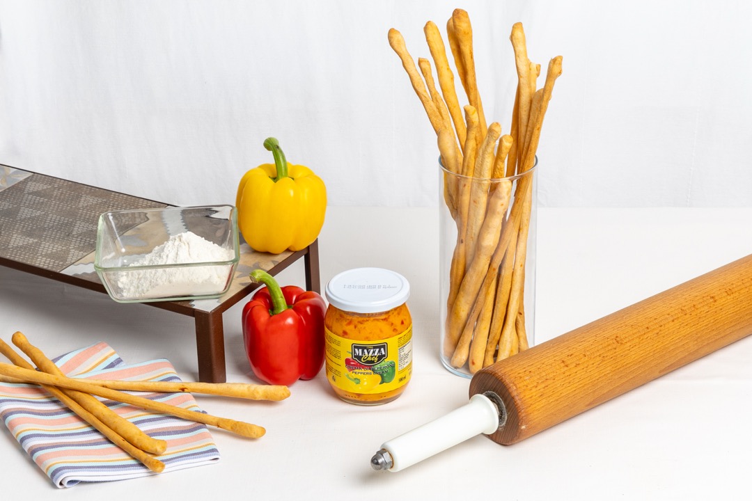 Breadsticks with Pepper Cream